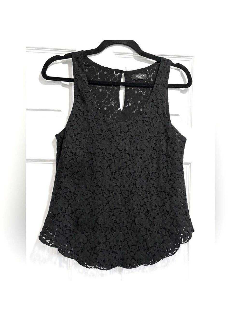 Aritzia Talula Black Lace Betty Sleeveless Lined Tank Top Blouse Size XS